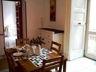 Con Vista Apartment *